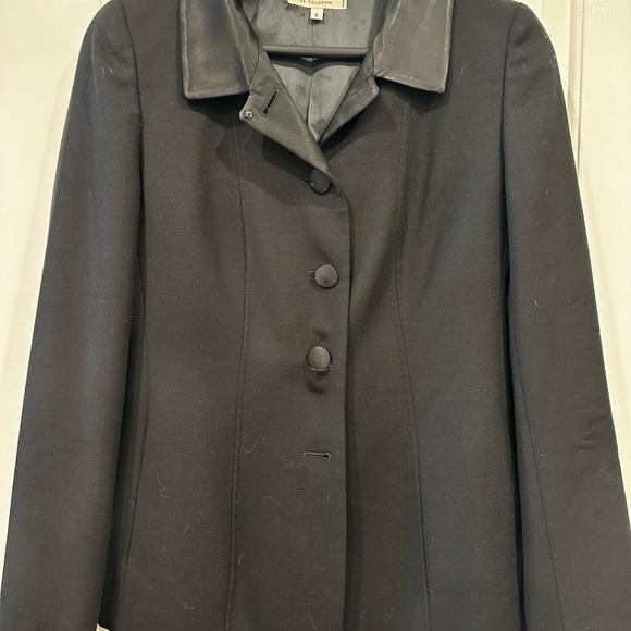 Giorgio Armani Women”s Blazer - Picture 6 of 11